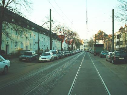  Bild: Kreuzung Erkelenzer Str. / Am Scharfenstein / Aachener Str., Richtung NordenNordosten 