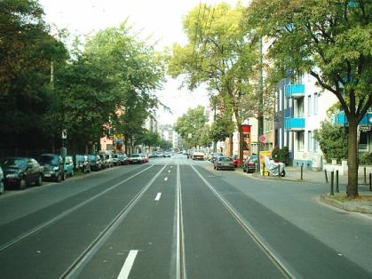  Bild: Kreuzung Florastr. / Bachstr. / Bilker Allee, Richtung Westen 