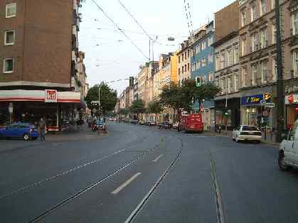  Bild: Kreuzung Friedenstr. / Bilker Allee, Richtung Osten 