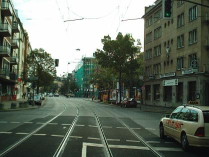  Bild: Kreuzung Kronenstr. / Bilker Allee, Richtung Osten 