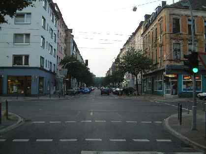  Bild: Kreuzung Kronprinzenstr. / Bilker Allee, Richtung Norden 