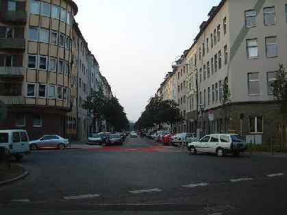  Bild: Kreuzung Kronprinzenstr. / Benzenbergstr. / Bachstr., Richtung Norden 