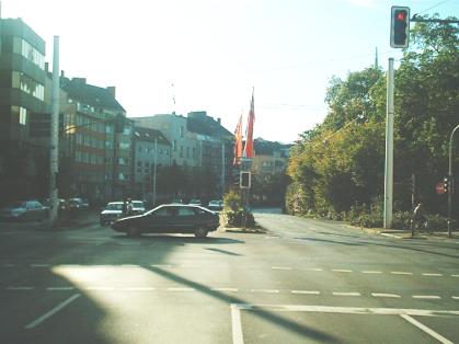  Bild: Kreuzung Elisabethstr. / Herzogstr. / Reichsstr., Richtung Westen 