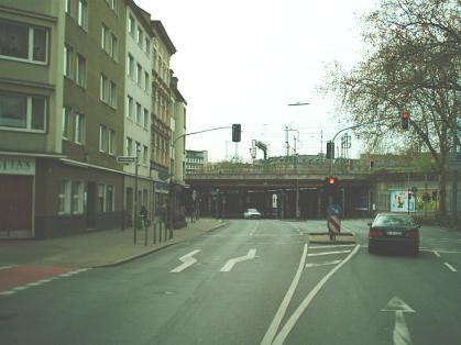  Bild: Kreuzung Lessingstr. / Ellerstr., Richtung WestenNordwesten 