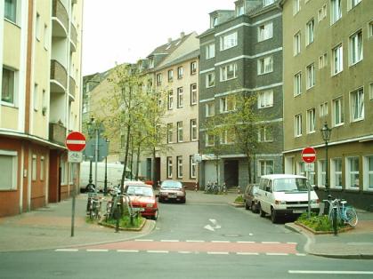  Bild: Kreuzung Lessingstr. / Ellerstr., Richtung Süden 