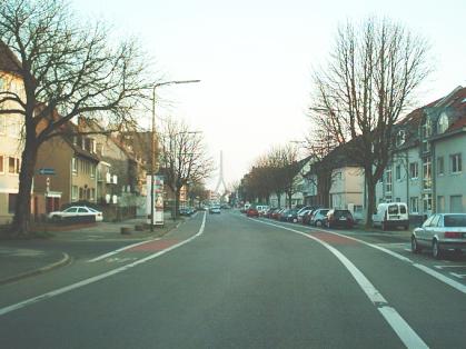  Bild: Kreuzung Fleher Str. / Dürener Str. / Grimlinghauser Str., Richtung Süden 