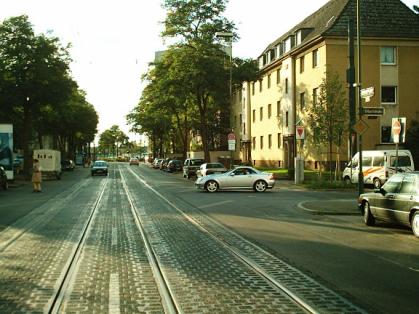  Bild: Kreuzung Gilbachstr. / Gladbacher Str., Richtung Westen 