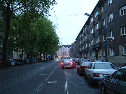  Bild: Kreuzung Esmarchstr. / Heeresbachstr., Richtung SüdenSüdwesten 