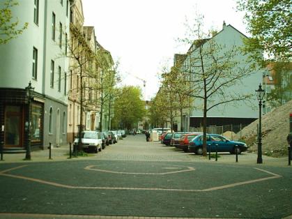  Bild: Kreuzung Lessingstr. / Industriestr., Richtung Süden 