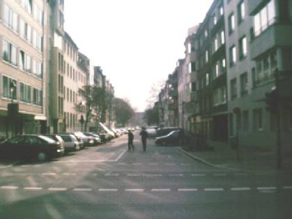  Bild: Kreuzung Kronprinzenstr. / Fürstenwall / Friedenstr., Richtung Süden 